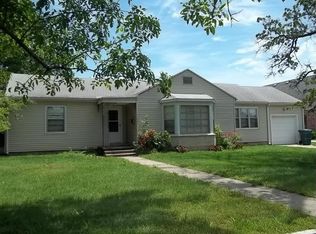 803 8th St, Monett, MO 65708