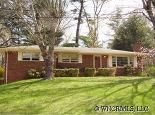 38 Carlton Pl, Asheville, NC 28806
