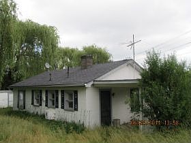1st image of 450 Kapson Ct