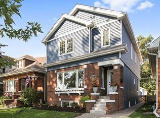 3426 Sunnyside Ave, Brookfield, IL 60513