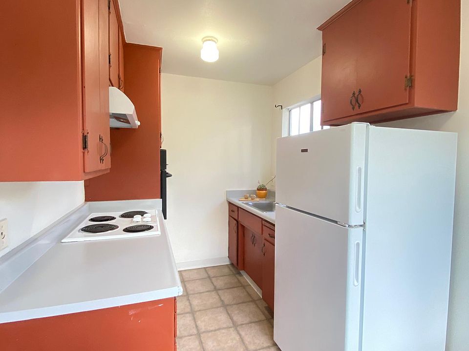 1st image of 275 Poplar Ave APT 12