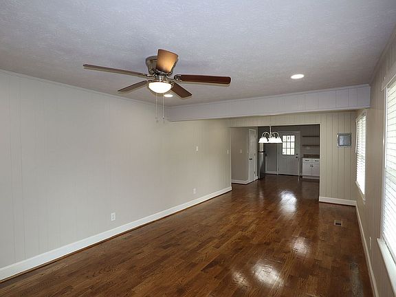 5th image of 2075 14th St