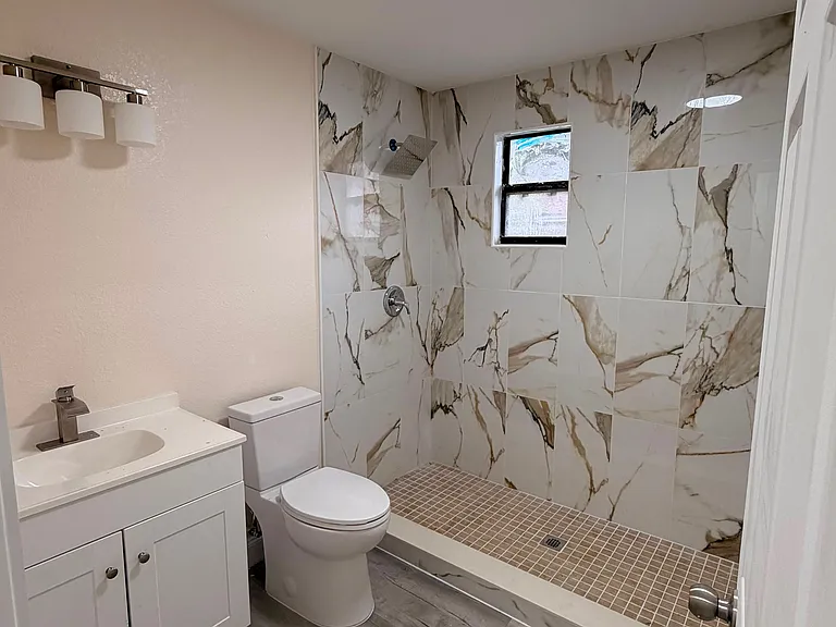 608 Poplar St — Photo 14