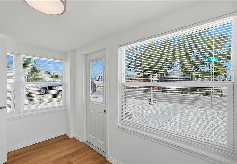 111 123rd Ave E — Photo 15