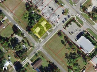 802 Escambia St, Immokalee, FL 34142