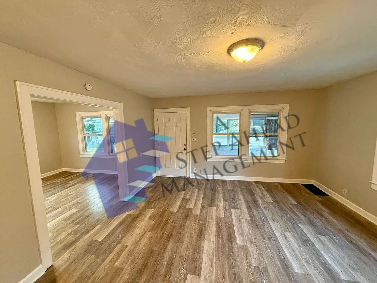256 Berkley Road — Photo 2