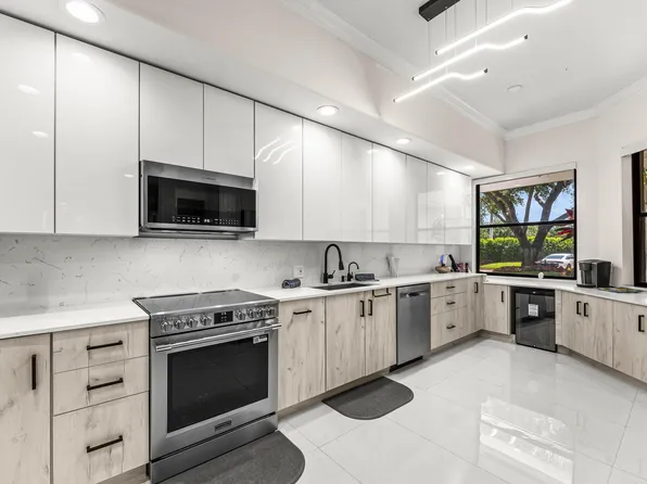 17541 Ashbourne Lane #A, Boca Raton, FL 33496