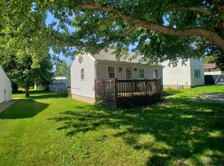 413 E Front St, Claremont, MN 55924
