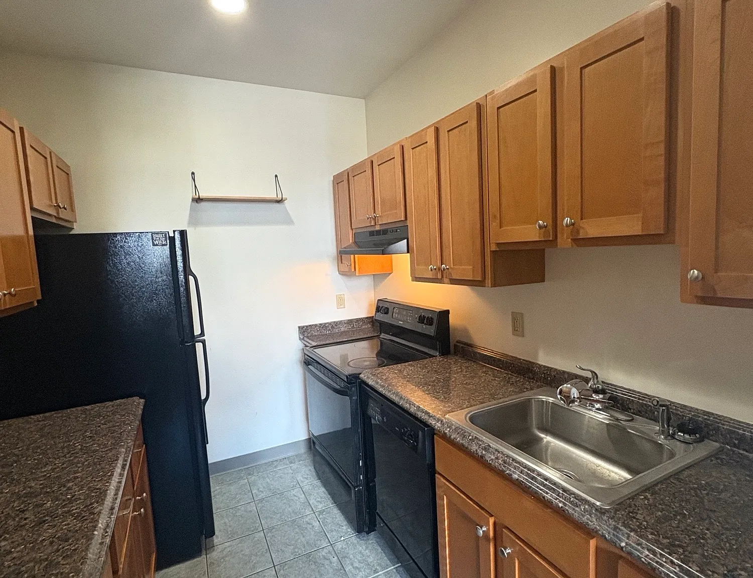 Studio, $1,250 — Photo 4