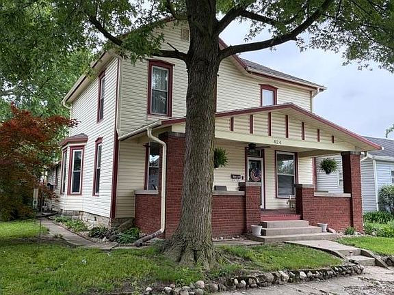 3rd image of 424 W Miller St
