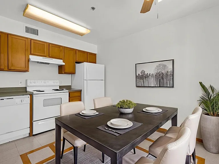 2302 W Colter St — Photo 11