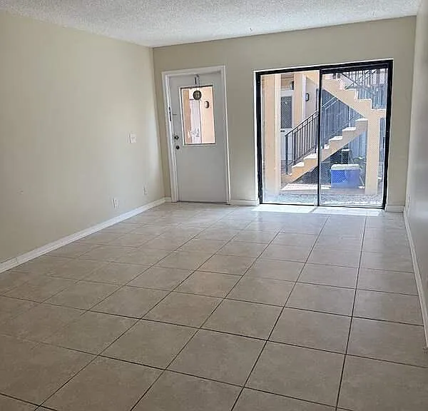 10914 Royal Palm Blvd #10914 — Photo 4