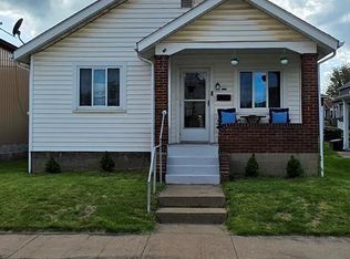 1031 Morton Ave, Moundsville, WV 26041