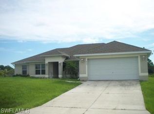 422 Monroe Ave, Lehigh Acres, FL 33972