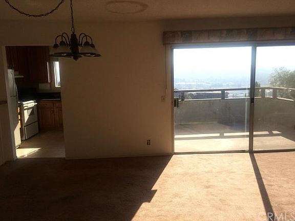 3rd image of 190 Hillcrest Dr