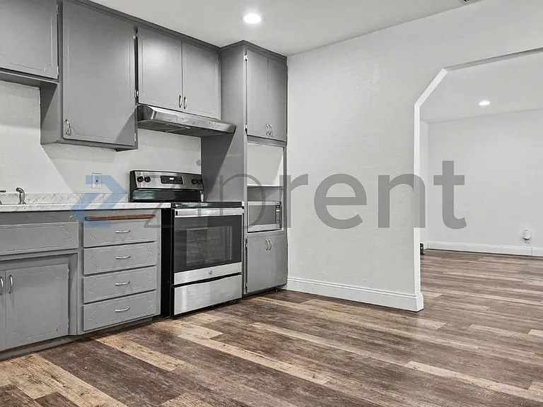 3422 9th Ave — Photo 22