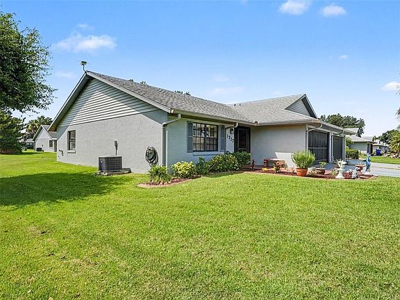 3rd image of 1717 W ORANGEWOOD LANE #4