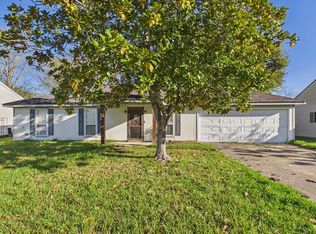 303 Breton Dr, Lafayette, LA 70508