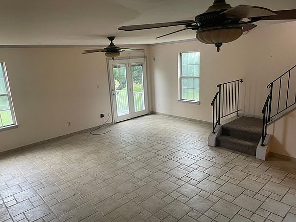2nd image of 16329 Taconic Cir #84A