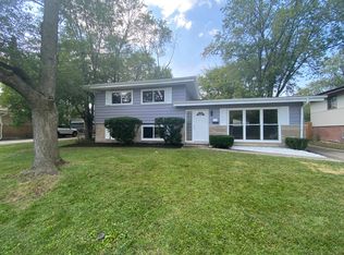 402 Rutledge St, Park Forest, IL 60466