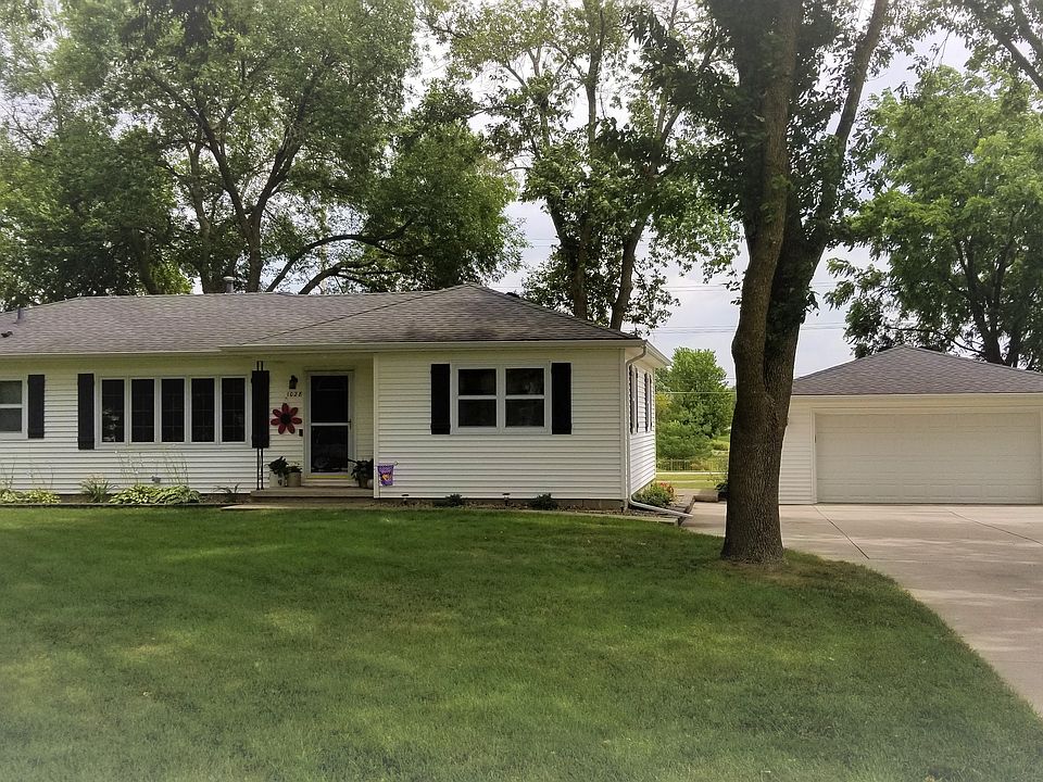 1st image of 1028 Cherrywood Dr