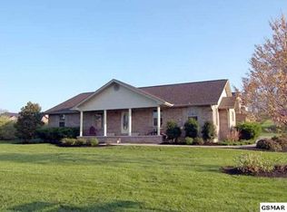 1305 Benjamin Blvd, Sevierville, TN 37876
