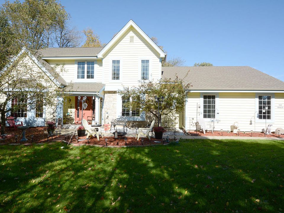 1st image of N63W38210 Labelle Villa Dr
