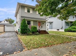 5 Vreeland Ave, Rutherford, NJ 07070