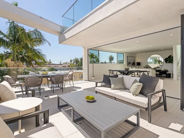 621 N Kings Rd #3, West Hollywood, CA 90048