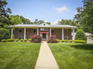 7450 Twin Brook Dr, Chattanooga, TN 37421