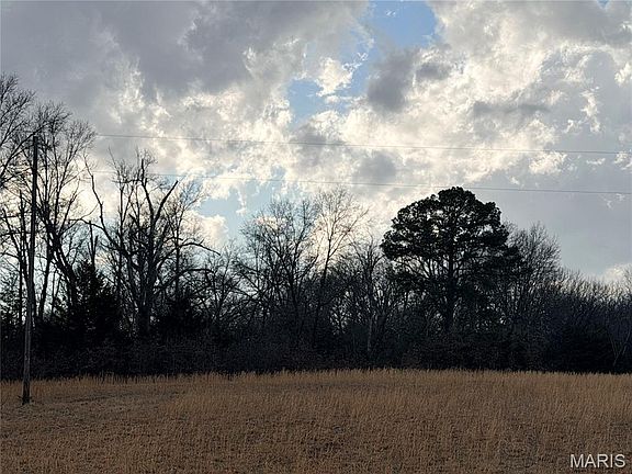 2nd image of TRACT 1D 935 Audrain Rd