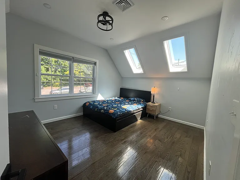 9 Walcott St #A — Photo 38
