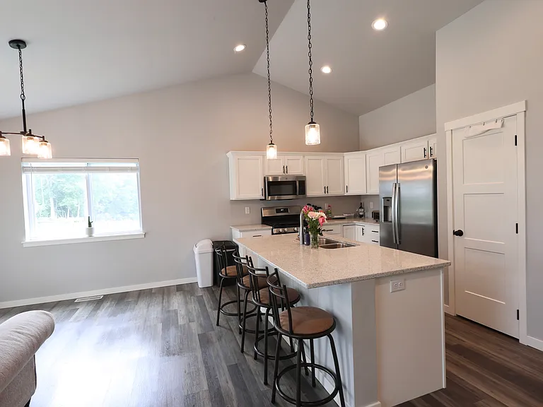 768 Aiden St #1 — Photo 1