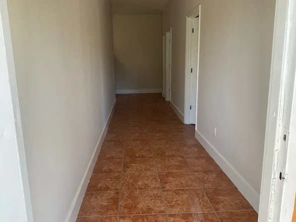 12600 SW 43rd St, Miami, FL 33175