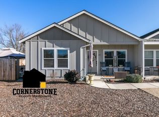 187 Mellecker Way, Medford, OR 97501