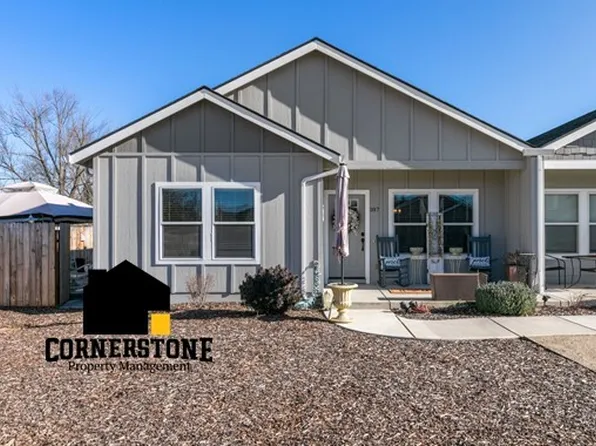 187 Mellecker Way, Medford, OR 97501