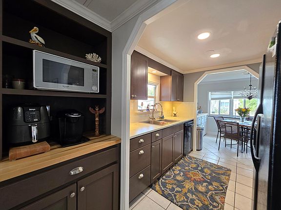 5th image of 55 Mediterranean Boulevard N