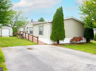 104 Raptor Dr, Hanover, PA 17331
