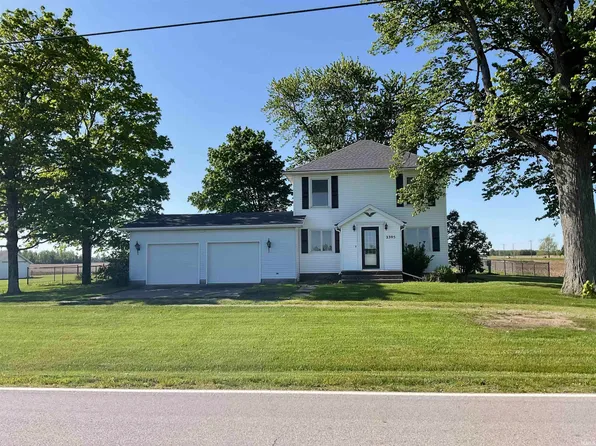 2305 W Yoder Rd, Fort Wayne, IN 46819