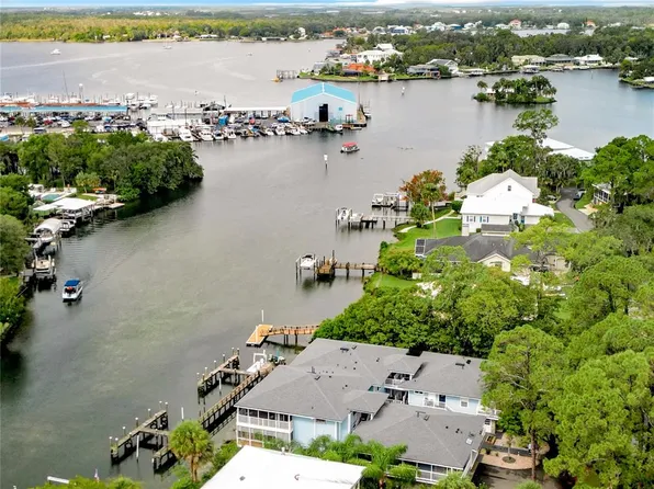 251 NW Bay Path Dr, Crystal River, FL 34428