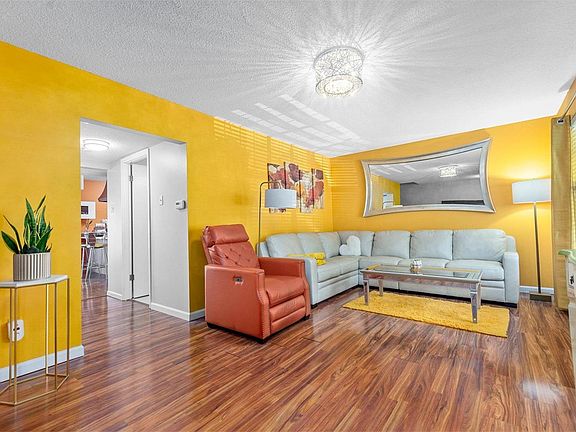3rd image of 8745 Santa Bella Dr