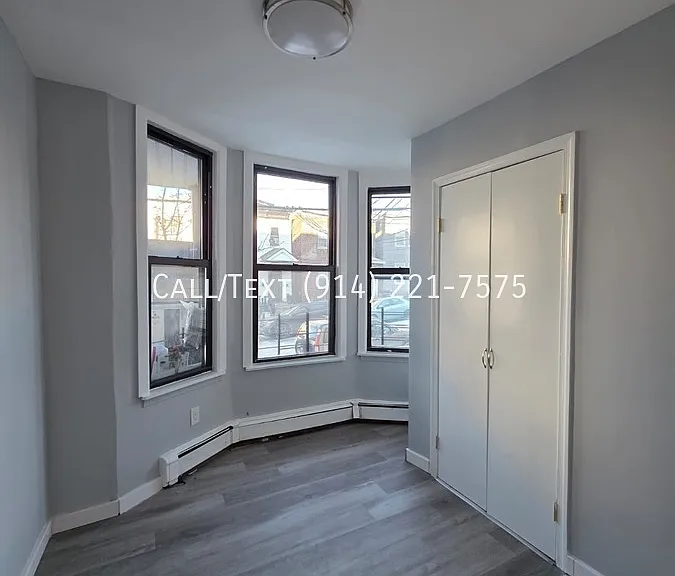 58 Chestnut St #1E — Photo 9
