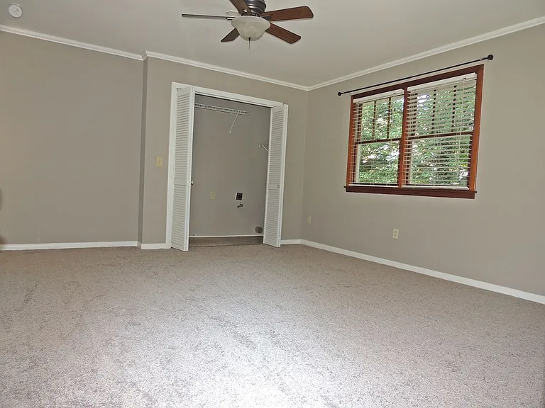 1712 Old Niles Ferry Rd — Photo 27