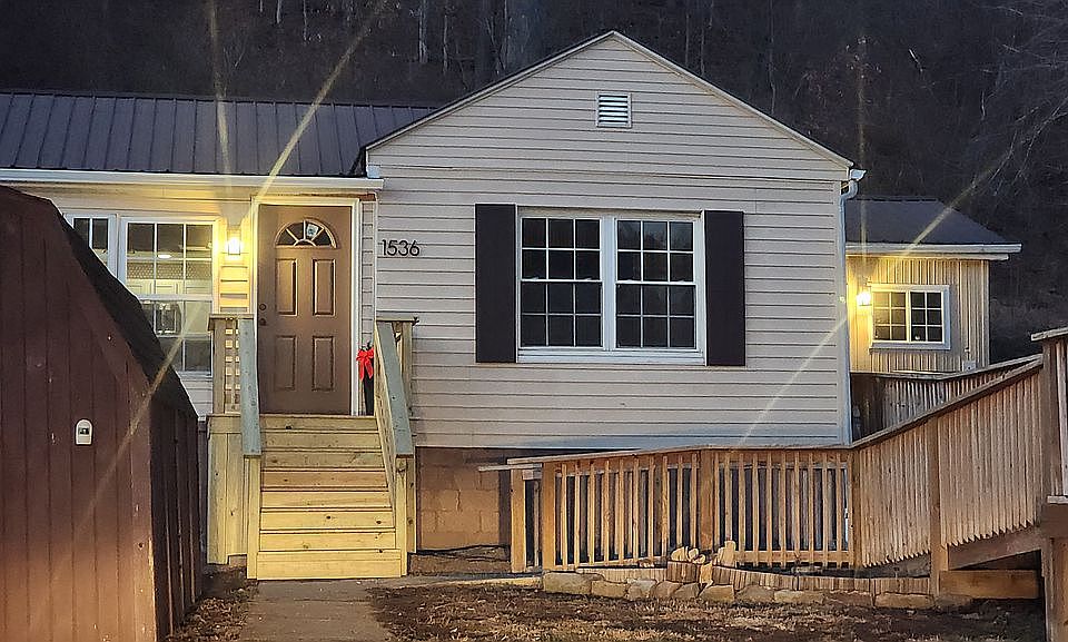 1st image of 1536 Harvey Rd