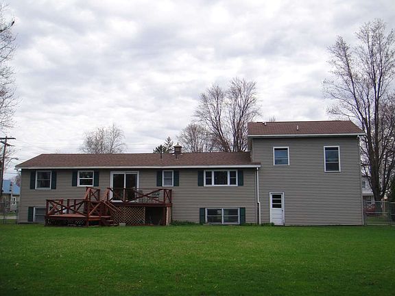 3rd image of 1005 Hamilton St