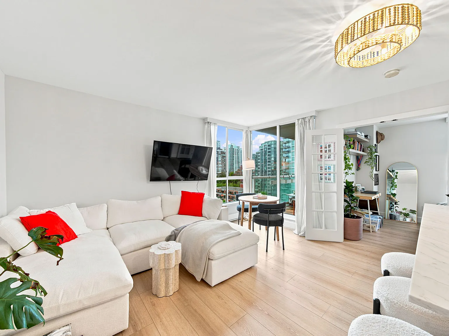 1 bed, 535 sqft, $3,200 — Photo 2