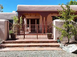 12 North Mesa Road, El Prado, NM 87529