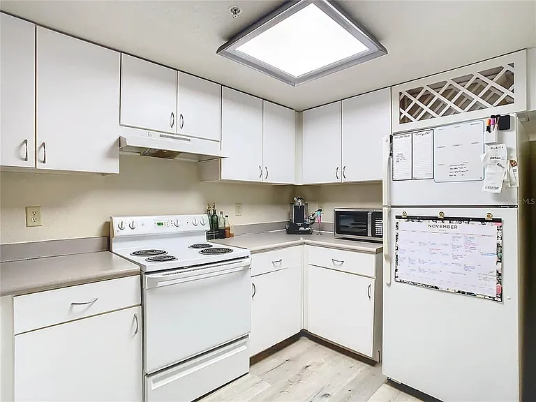 114 Vista Verdi Cir #328 — Photo 17