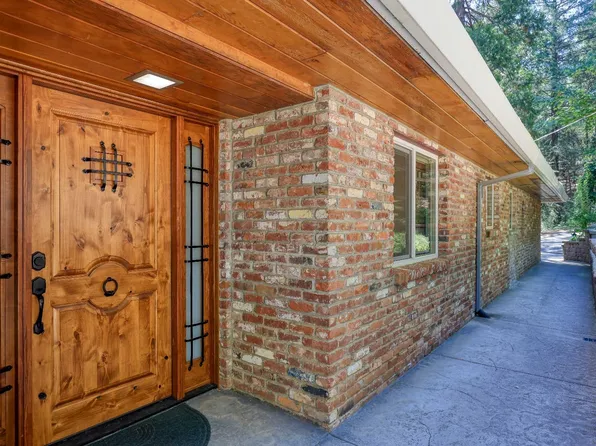 600 Secret Town Ln, Colfax, CA 95713