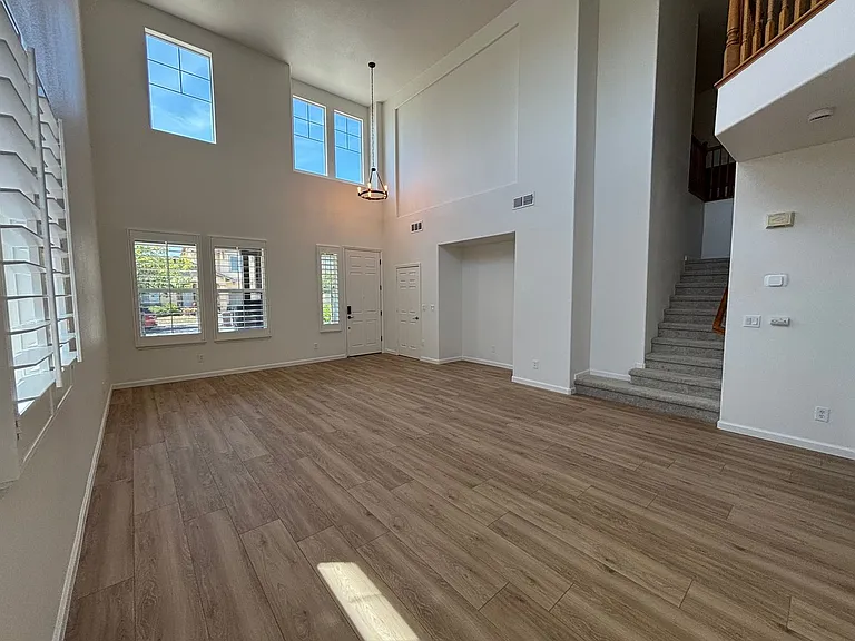 5560 McFarlan Ranch Dr — Photo 3